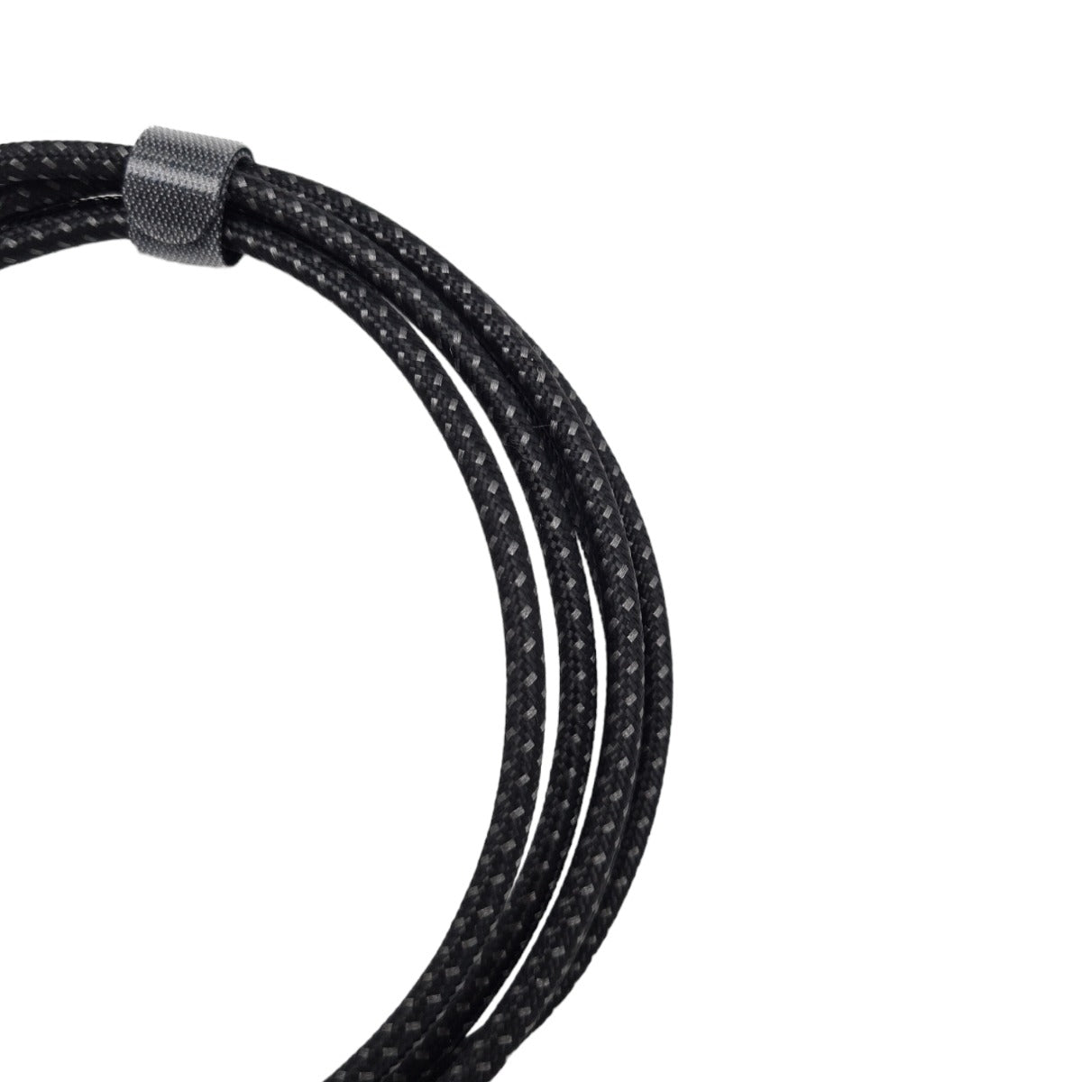 NÖRDIC USB4-152 - USB-C cable with E-marker - 240W PD3.1 fast charging - 40Gb/s - up to 8K60Hz - Compatible with Thunderbolt3/4 - Braided Nylon cable - 1.5 - Black