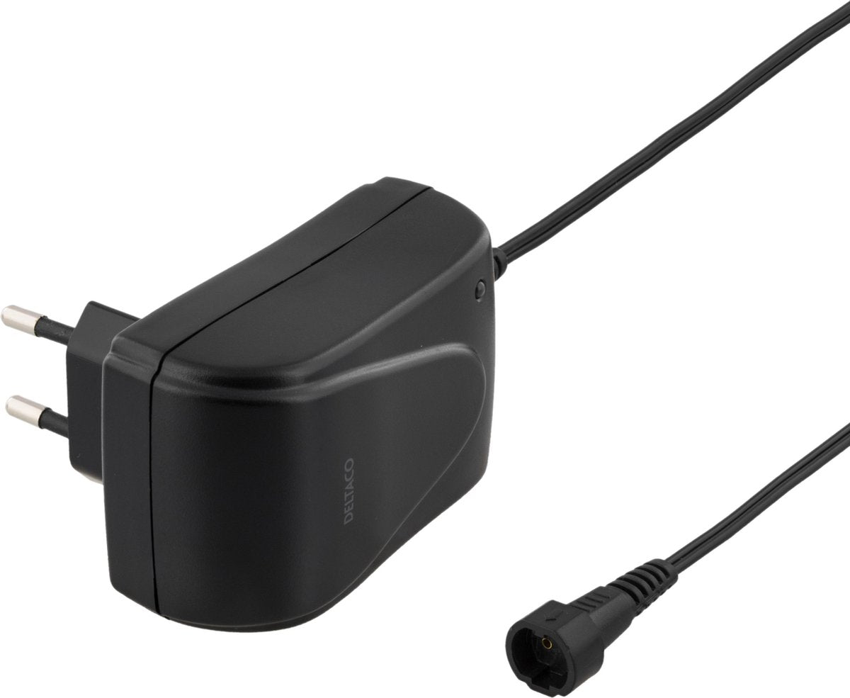 Deltaco PSR-15B Universal Power Adapter - 18W - 6 Interchangeable Connectors - Black