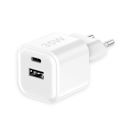 Fontastic 263699 Universal USB Charger - USB-A to USB-C Adapter - 35W - PD USB 3.0 - White