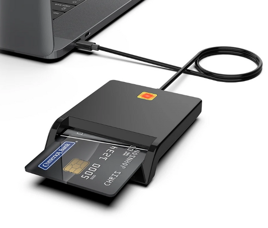 NÖRDIC USB A Kaartlezer - USB-A Smart - Simkaart Lezer - Creditcard - Geschikt voor Windows, MacOS, Linux, ChromeOS