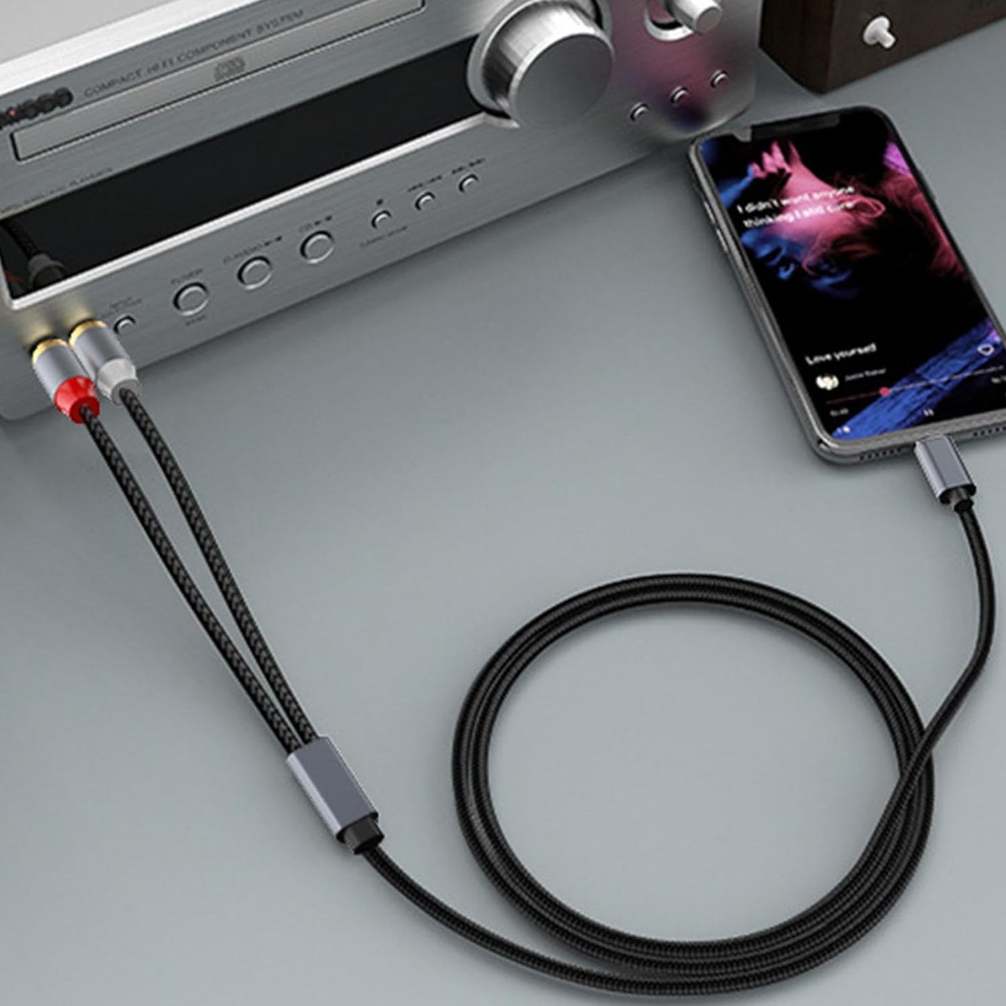 NÖRDIC RCA-USBC USB-C naar RCA Kabel - Audiokabel - 1.2m - Vergulde Connectoren - Zwart