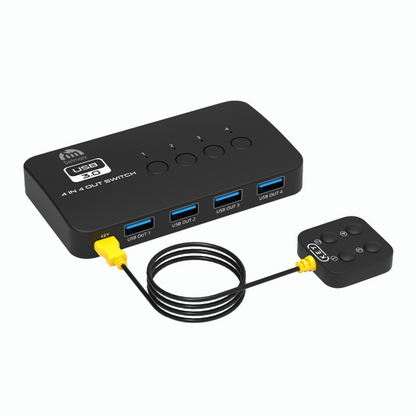 Delmark USB 3.0 Switch - 4 naar 4 - Deel 4 USB poorten op 4 PC's - USB Hub en KVM Switch - Inclusief 4x USB kabel