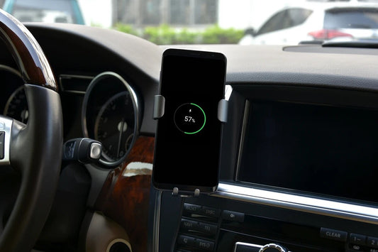 NÖRDIC QICR-N1000 Telefoonhouder met Qi draadloos opladen voor in auto 10W, voor iPhone en Android, zwart